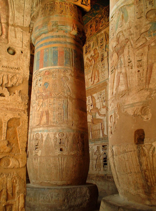 10 ngôi đền cố xưa huyền bí nhất Ai Cập